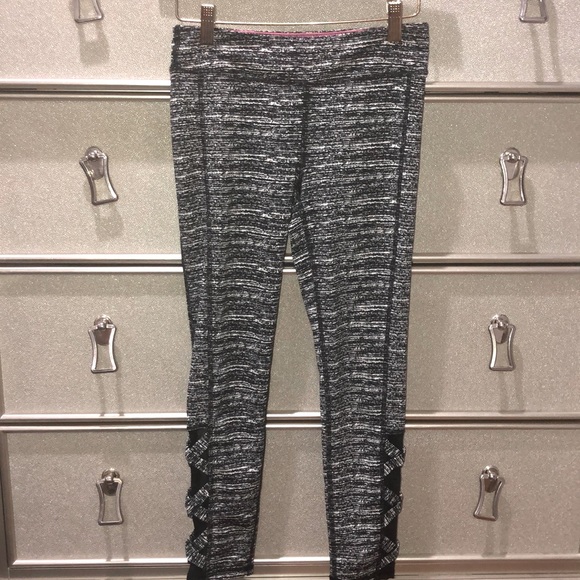 Activewear 7/8 Length Leggings - Picture 1 of 4
